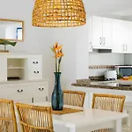 10 - Caleta Campos Feriehus *